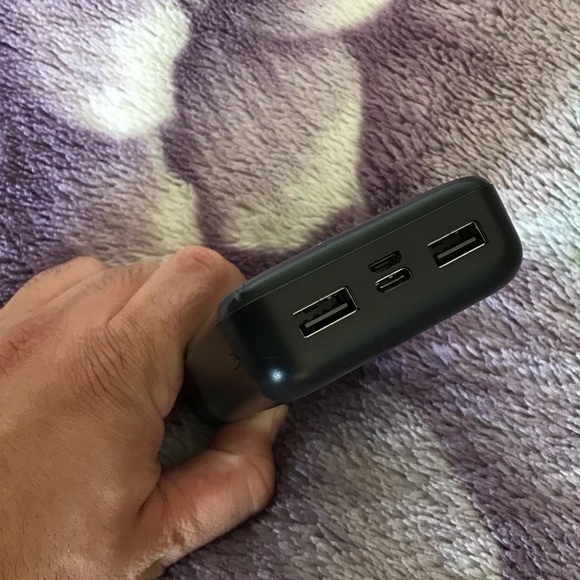 Helix 16,000 mAh Power Bank with USB-C and USB-A Ports - Picture 9 of 10